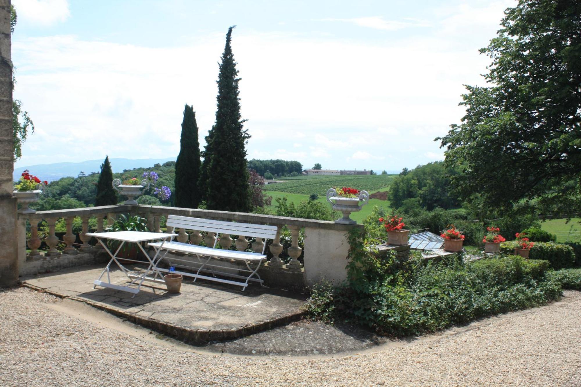 Bed and Breakfast Domaine De Montclair à Pommiers  Extérieur photo