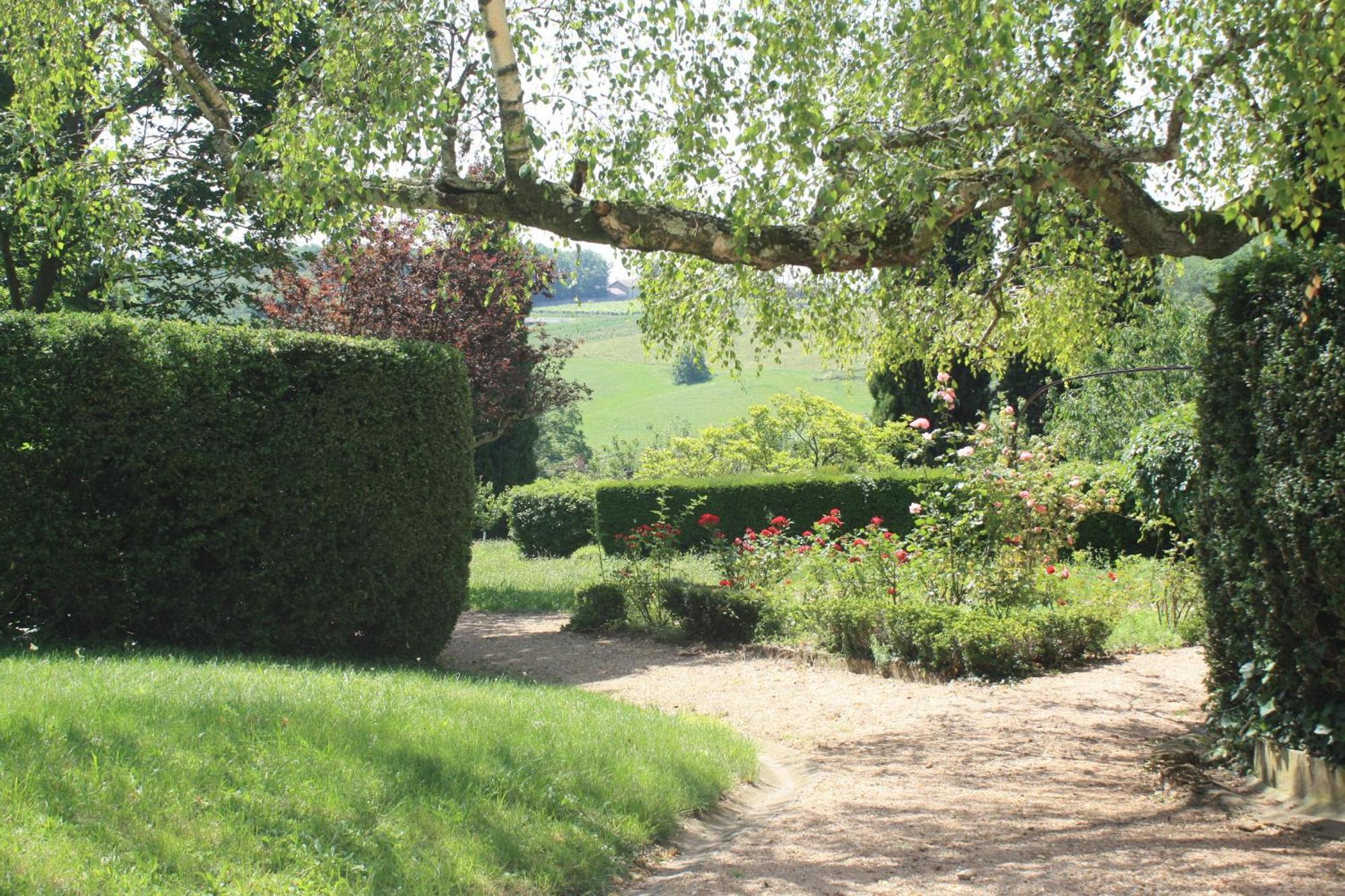 Bed and Breakfast Domaine De Montclair à Pommiers  Extérieur photo